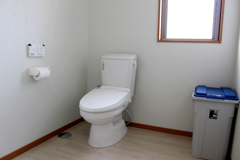 広々としたトイレです。